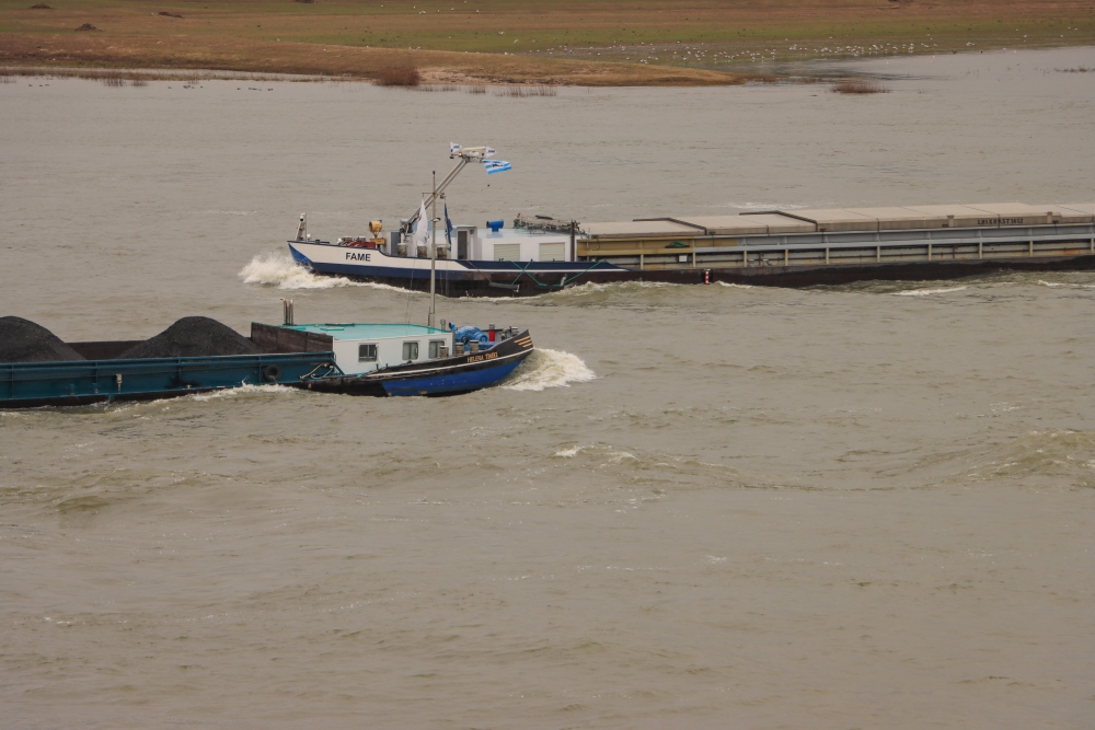 Niederrhein, Rheinschifffahrt