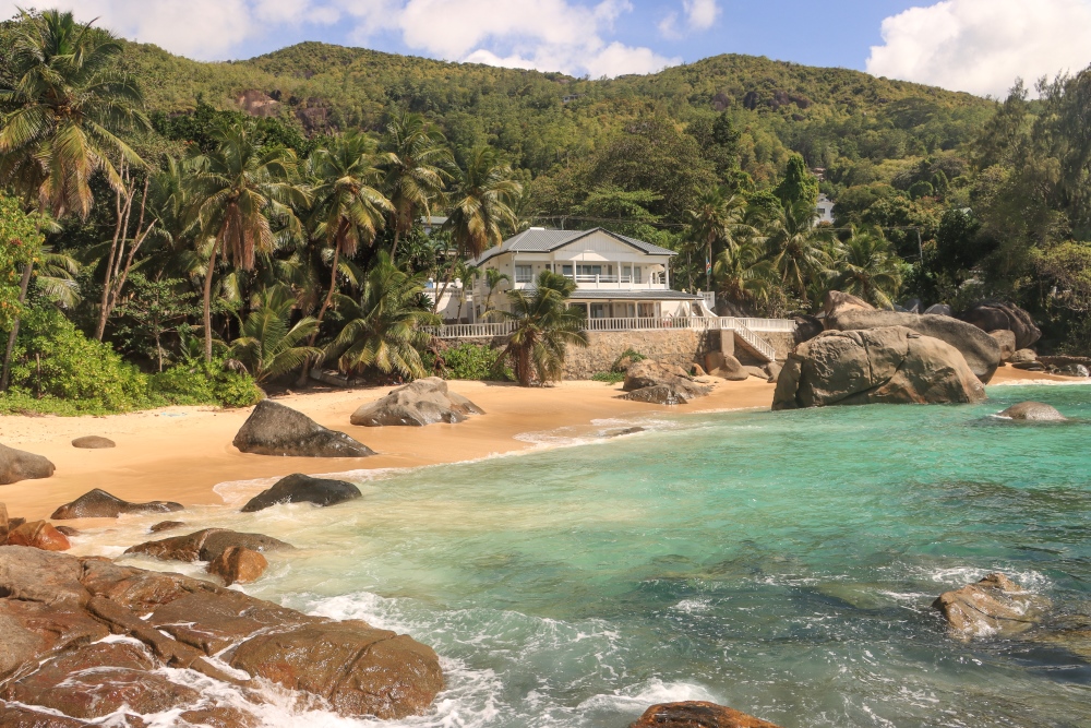 Seychellen; Mahé, Machabee Bucht